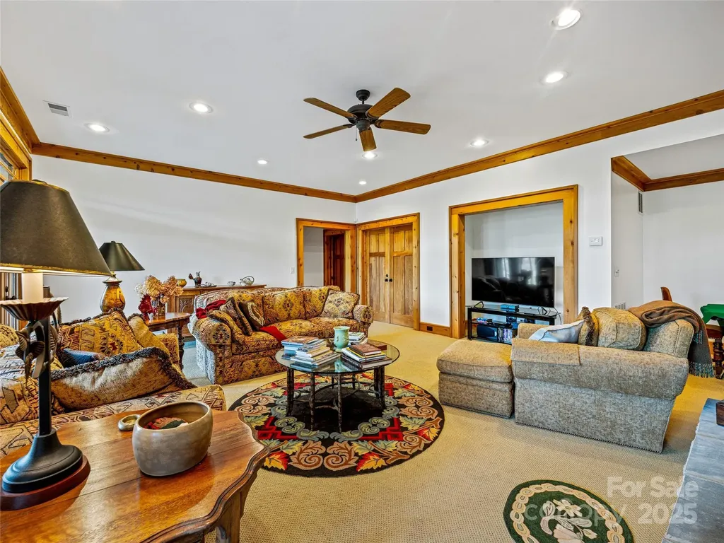 770 Meadow Ridge Drive Lake Toxaway NC 28747