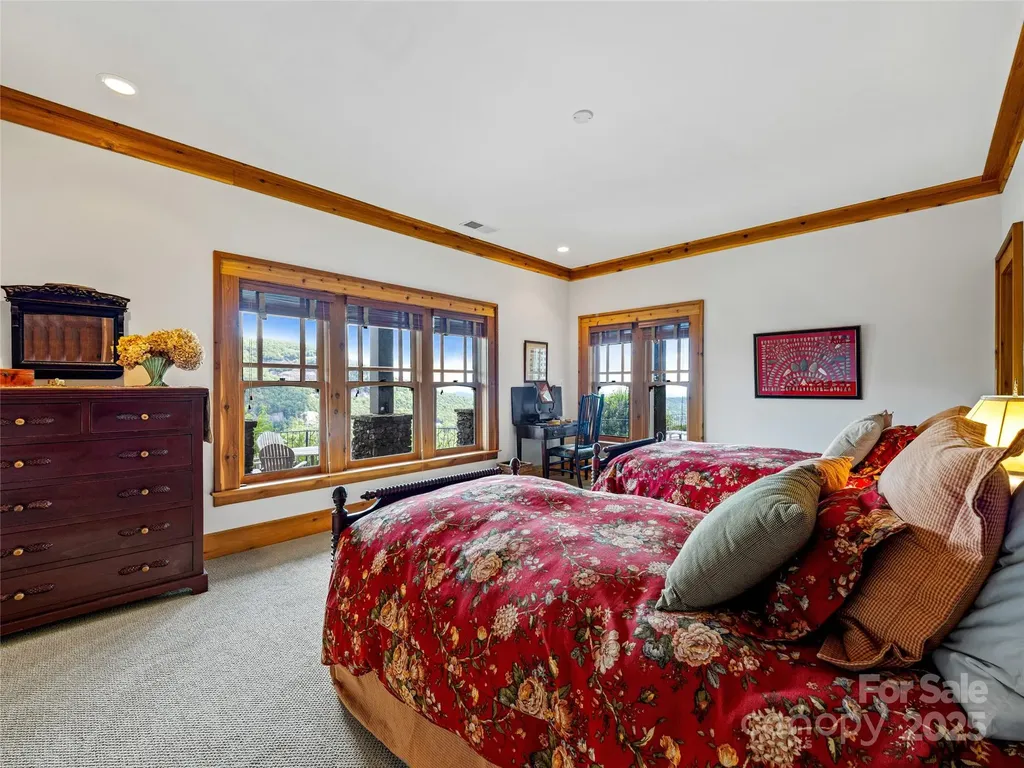 770 Meadow Ridge Drive Lake Toxaway NC 28747