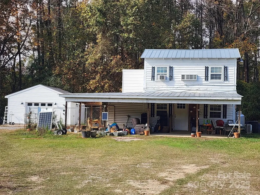 1202 Willow Brook Road Nashville NC 27856