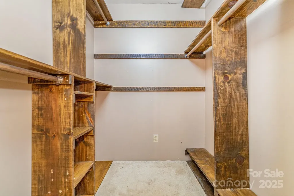 1490 Edisons Bright Way Newton NC 28658