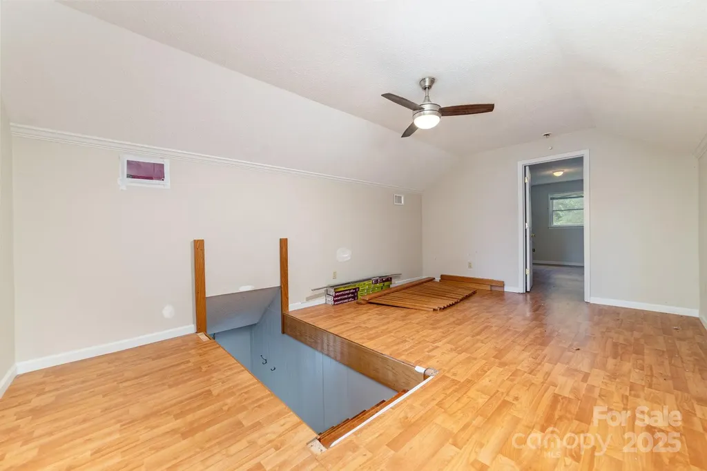 1490 Edisons Bright Way Newton NC 28658