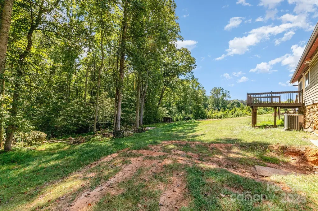 1490 Edisons Bright Way Newton NC 28658