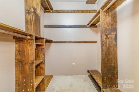 1490 Edisons Bright Way Newton NC 28658