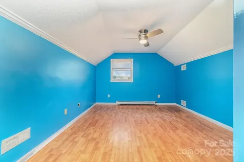 1490 Edisons Bright Way Newton NC 28658