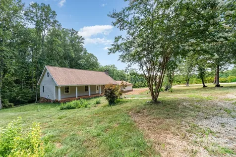 1490 Edisons Bright Way Newton NC 28658