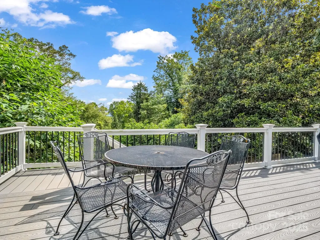 191 W 6th Street Rutherfordton NC 28139