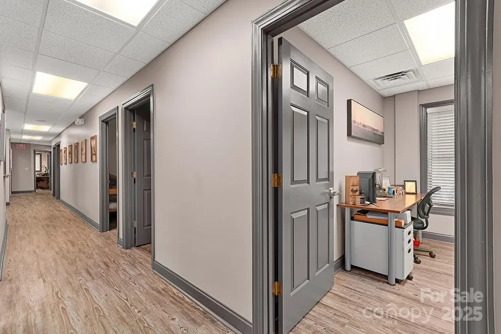 120 Chadwick Square Court Hendersonville NC 28739
