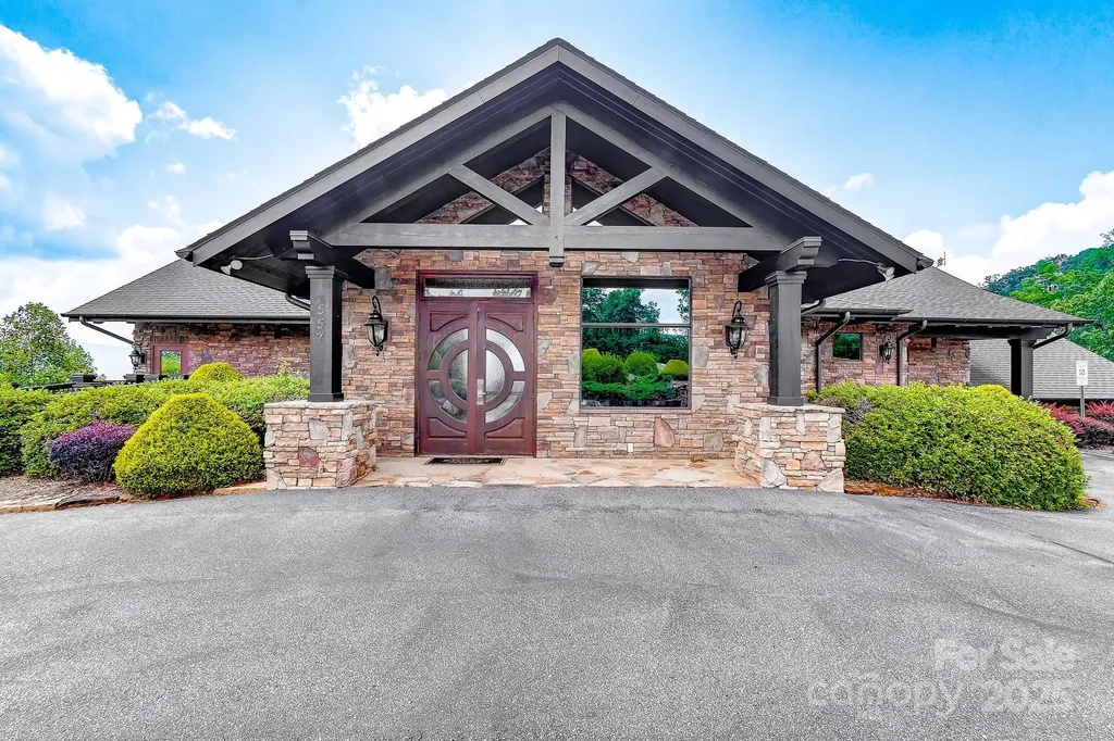 99999 Deer Jump Trail Lake Lure NC 28746