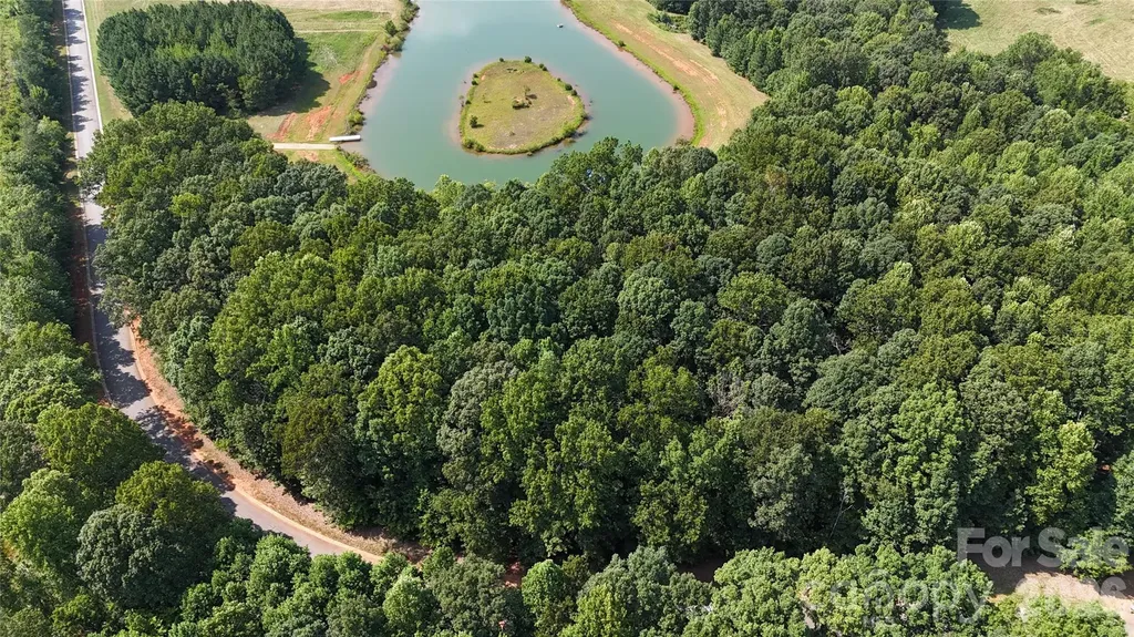 4446 Mirror Lake Drive Catawba NC 28609