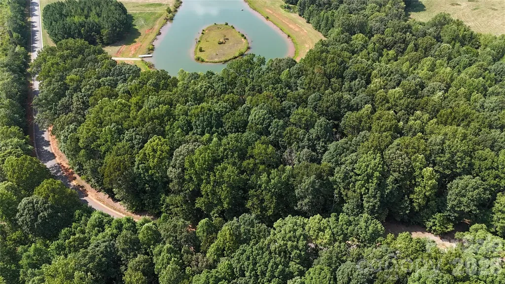 4446 Mirror Lake Drive Catawba NC 28609