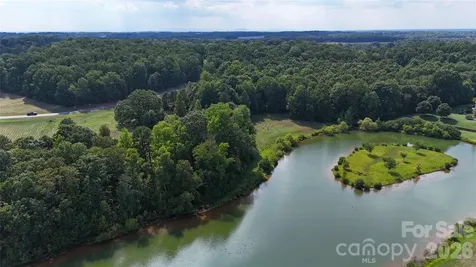 4604 Mirror Lake Drive Catawba NC 28609