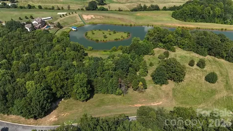 4604 Mirror Lake Drive Catawba NC 28609