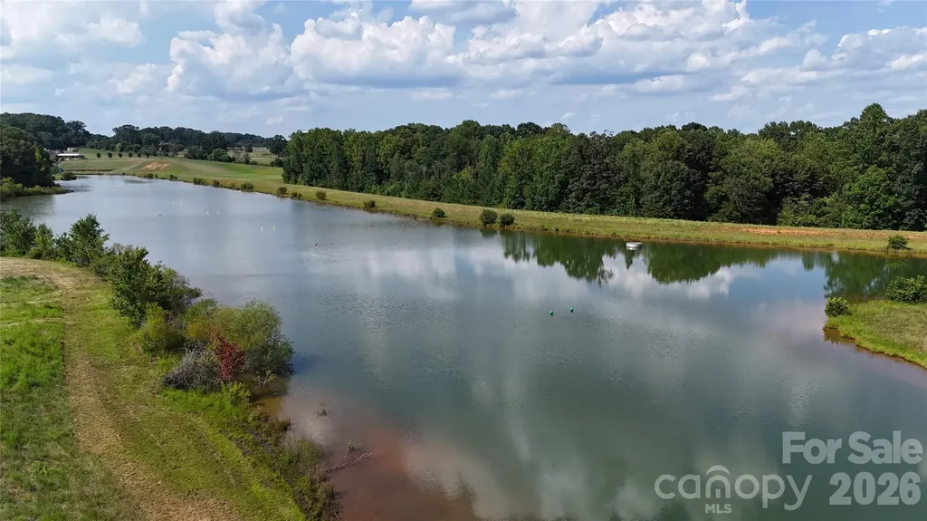 4488 Mirror Lake Drive Catawba NC 28609