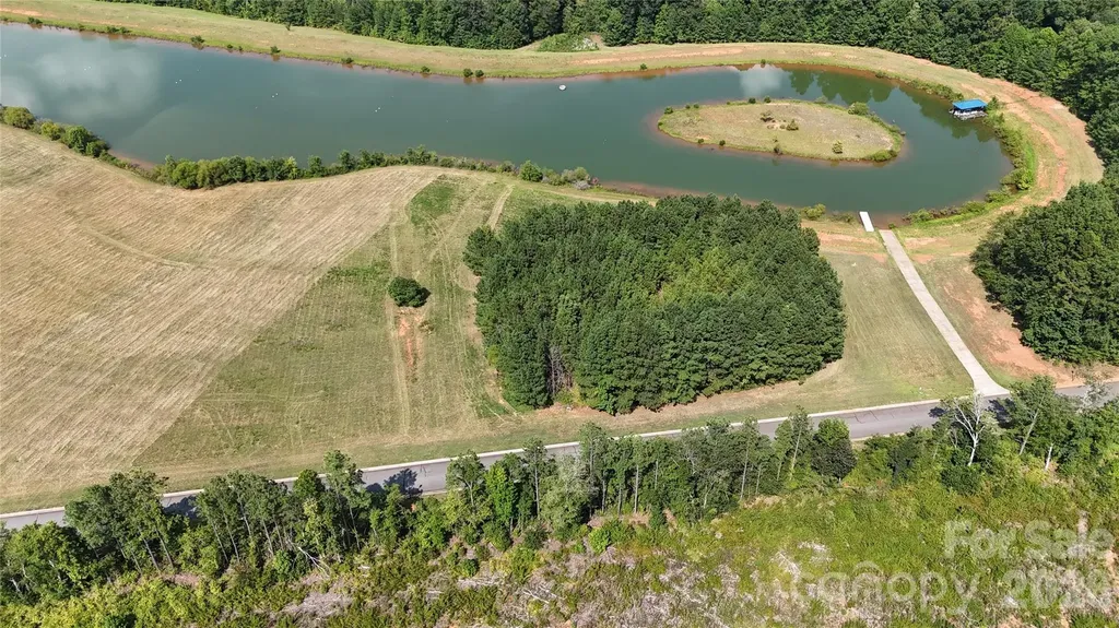 4488 Mirror Lake Drive Catawba NC 28609