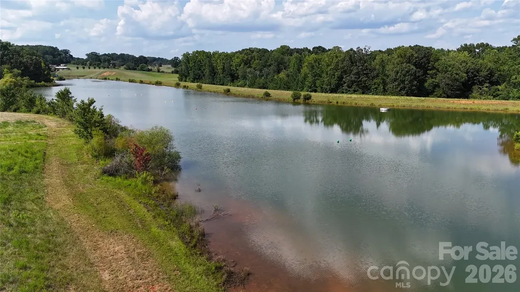 4488 Mirror Lake Drive Catawba NC 28609