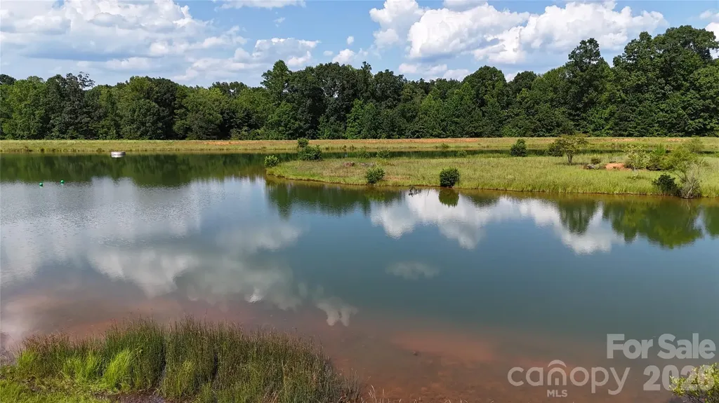 4488 Mirror Lake Drive Catawba NC 28609