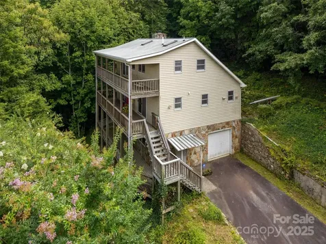 94 Marcellina Drive Fairview NC 28730
