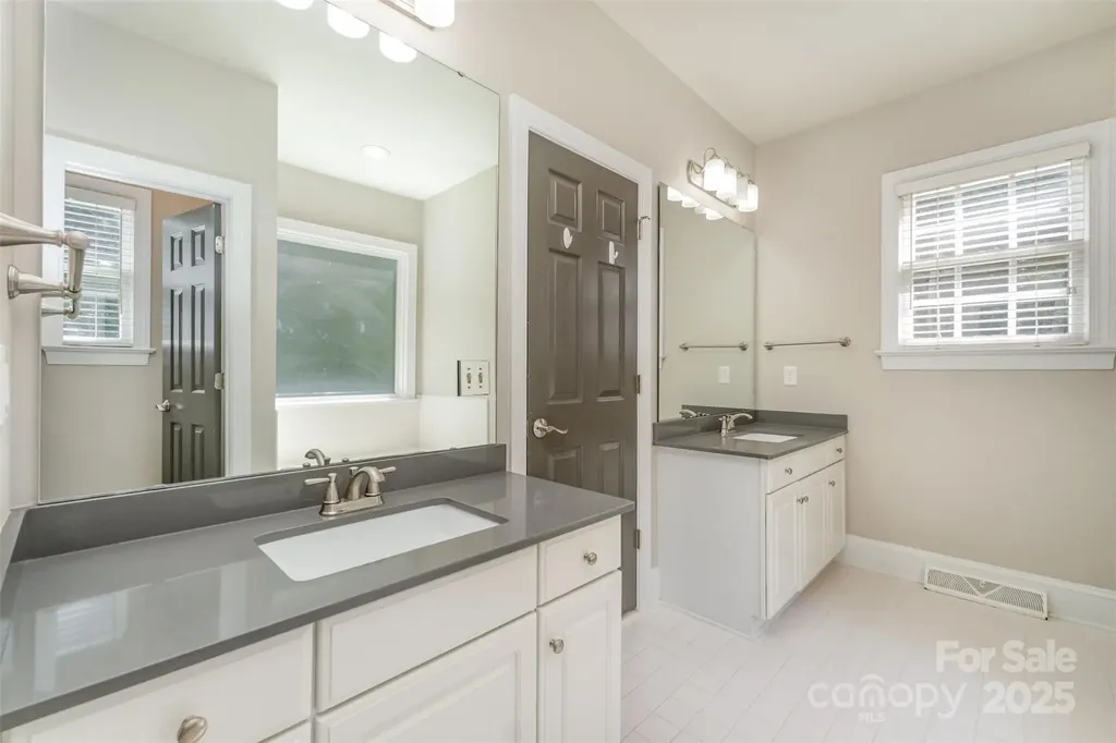 7640 Swinford Place Charlotte NC 28270