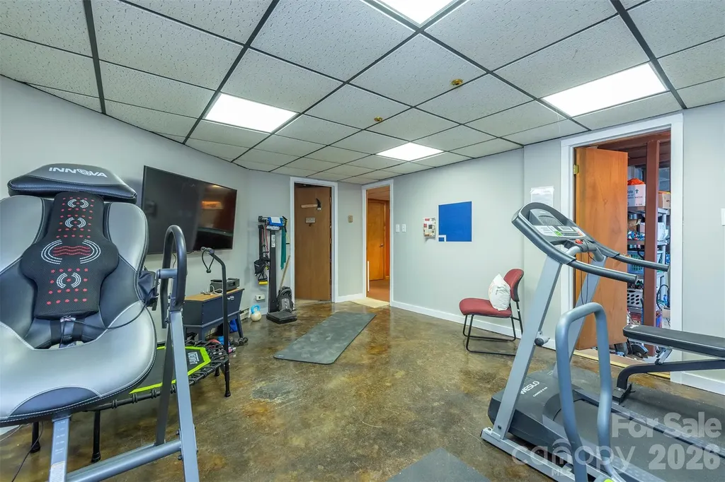 10 Chestnut Ridge Road Mills River NC 28759