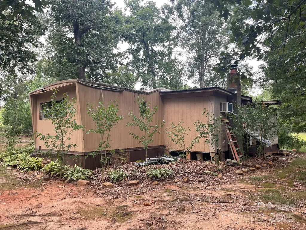 5790 Summer Lane Cherryville NC 28021