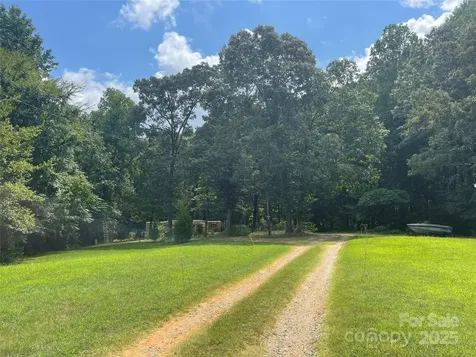 5790 Summer Lane Cherryville NC 28021