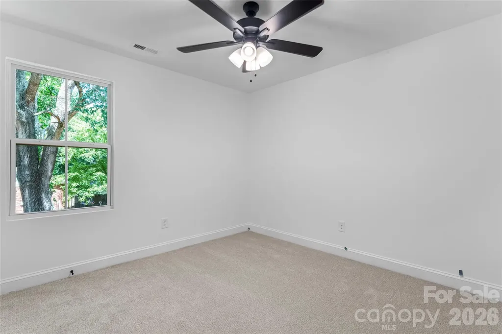 802 Patricia Avenue Harrisburg NC 28075