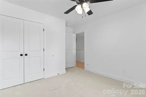 802 Patricia Avenue Harrisburg NC 28075