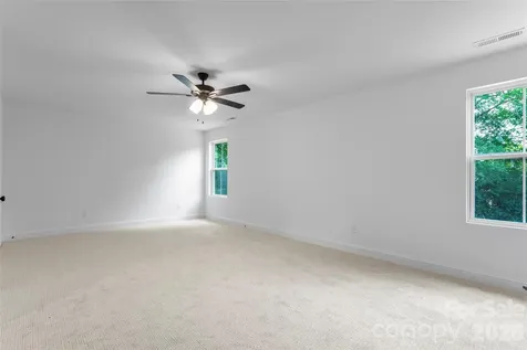802 Patricia Avenue Harrisburg NC 28075