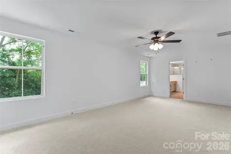 802 Patricia Avenue Harrisburg NC 28075