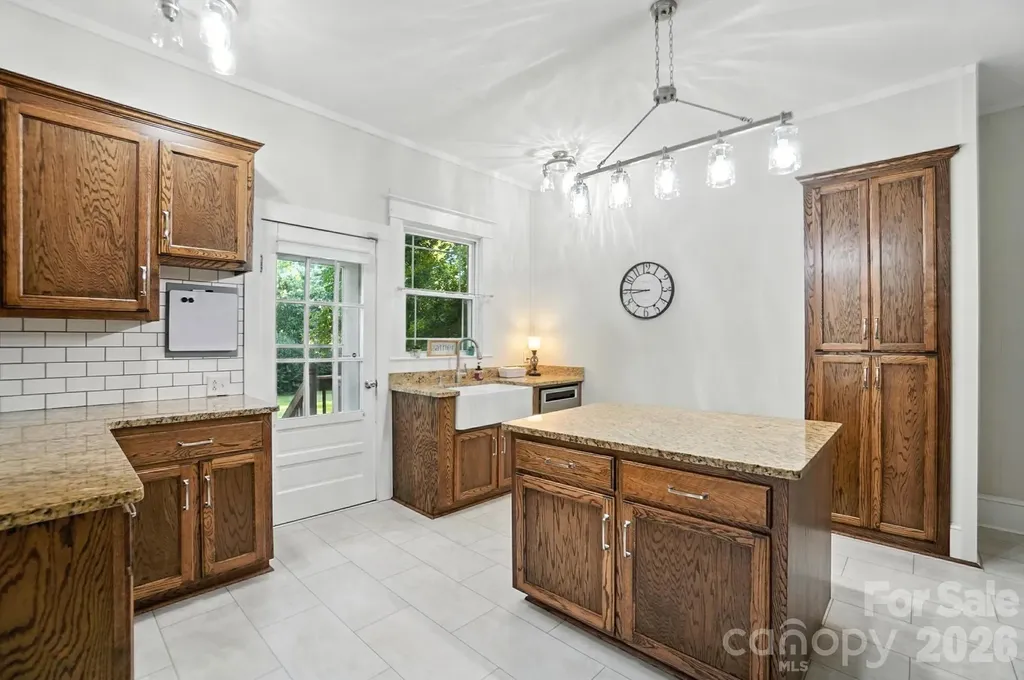 502 N Elm Street Marshville NC 28103