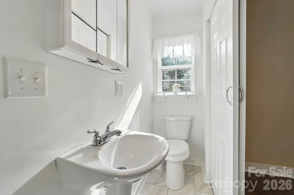502 N Elm Street Marshville NC 28103