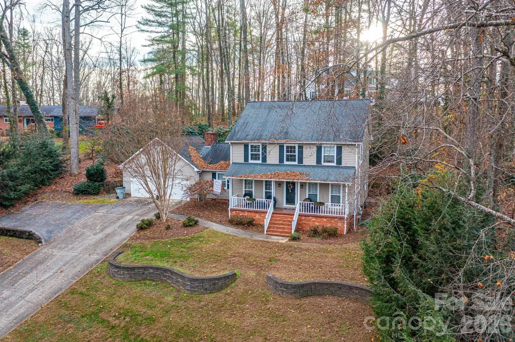 252 Deerfield Street SE Lenoir NC 28645