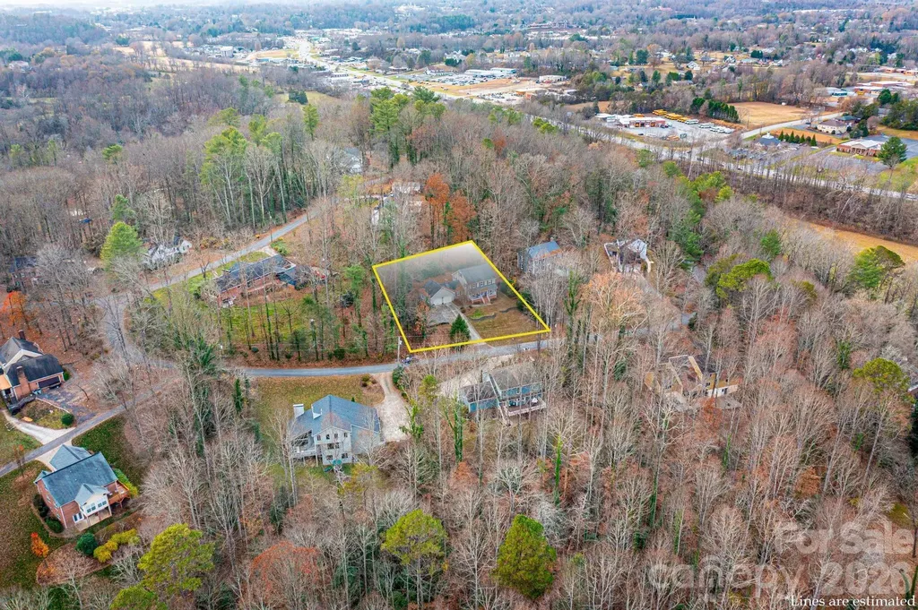 252 Deerfield Street SE Lenoir NC 28645