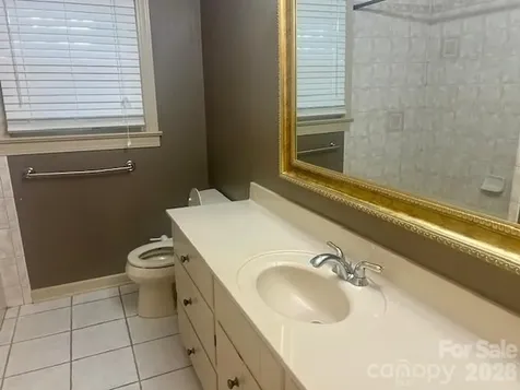 252 Deerfield Street SE Lenoir NC 28645