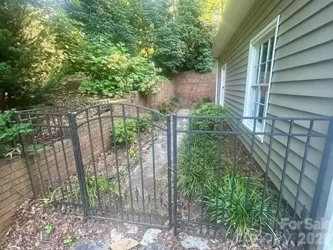 252 Deerfield Street SE Lenoir NC 28645
