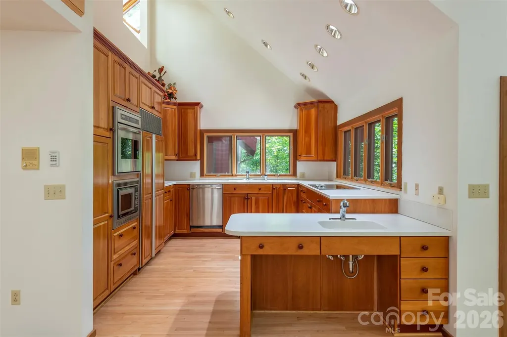 7 Winding Poplar Road Black Mountain NC 28711