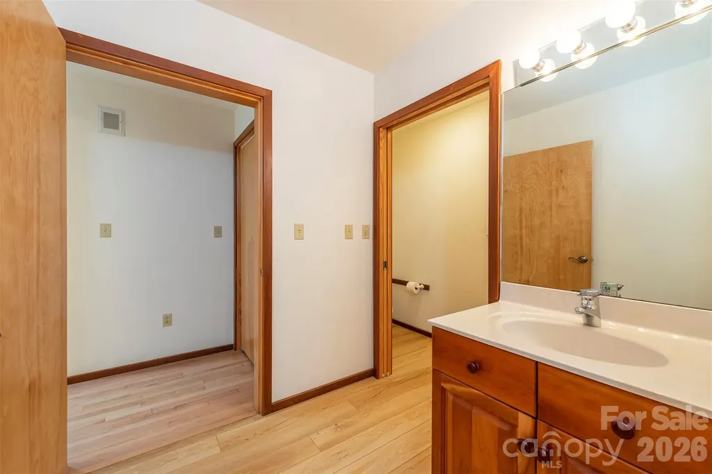 7 Winding Poplar Road Black Mountain NC 28711