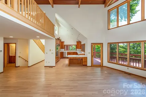 7 Winding Poplar Road Black Mountain NC 28711