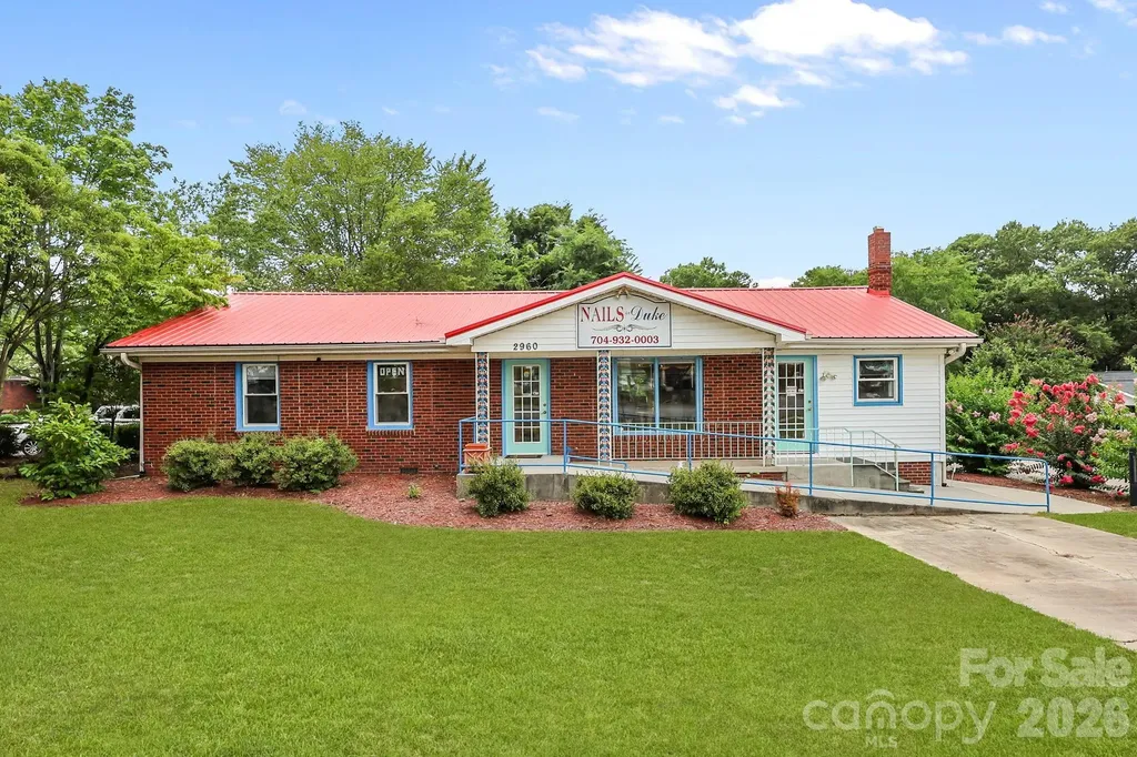 2960 Dale Earnhardt Boulevard Kannapolis NC 28083