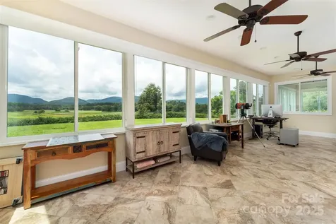 326 Golden Valley Drive Hendersonville NC 28792
