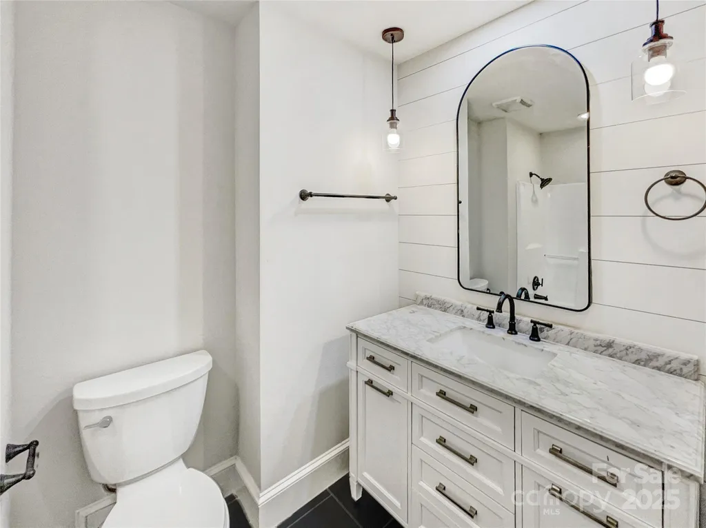 8117 Shannon Woods Lane Matthews NC 28104