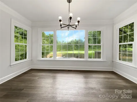 8117 Shannon Woods Lane Matthews NC 28104