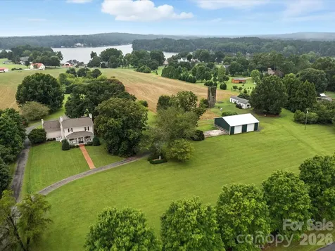16801 Randalls Ferry Road Norwood NC 28128