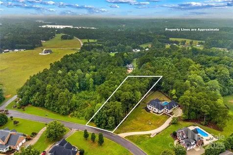 165 Wellington Estates Drive China Grove NC 28023