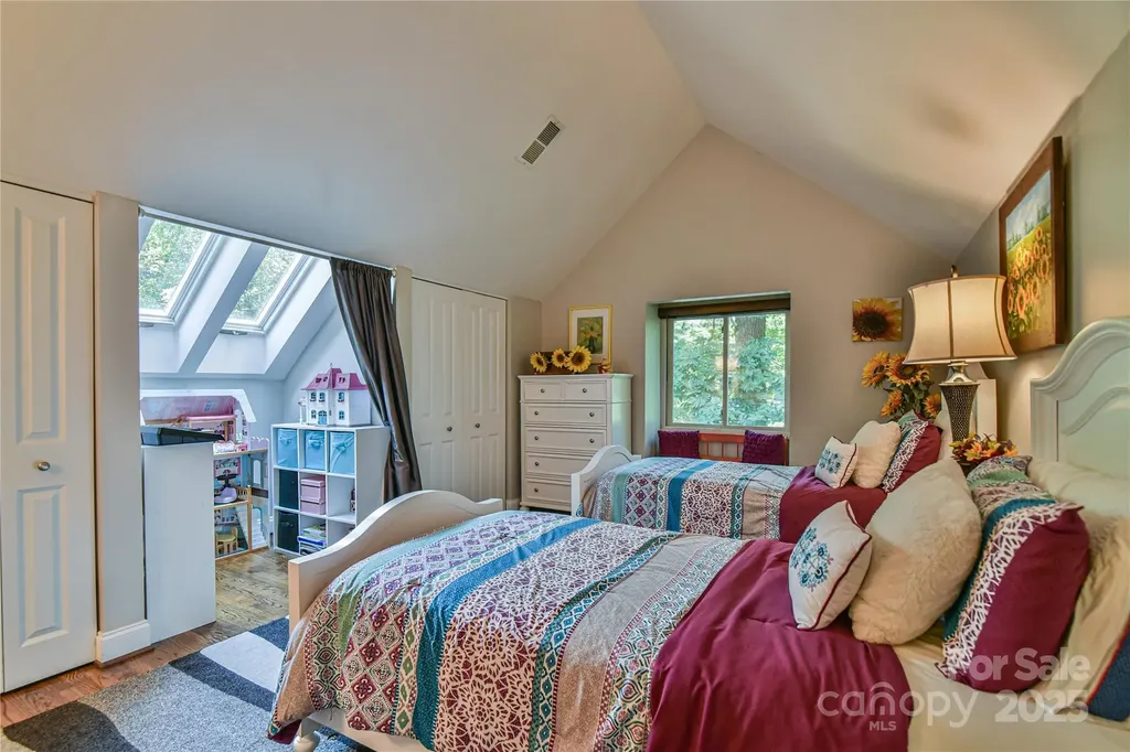 409 North Fork Road Black Mountain NC 28711
