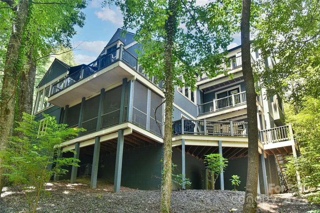 409 North Fork Road Black Mountain NC 28711