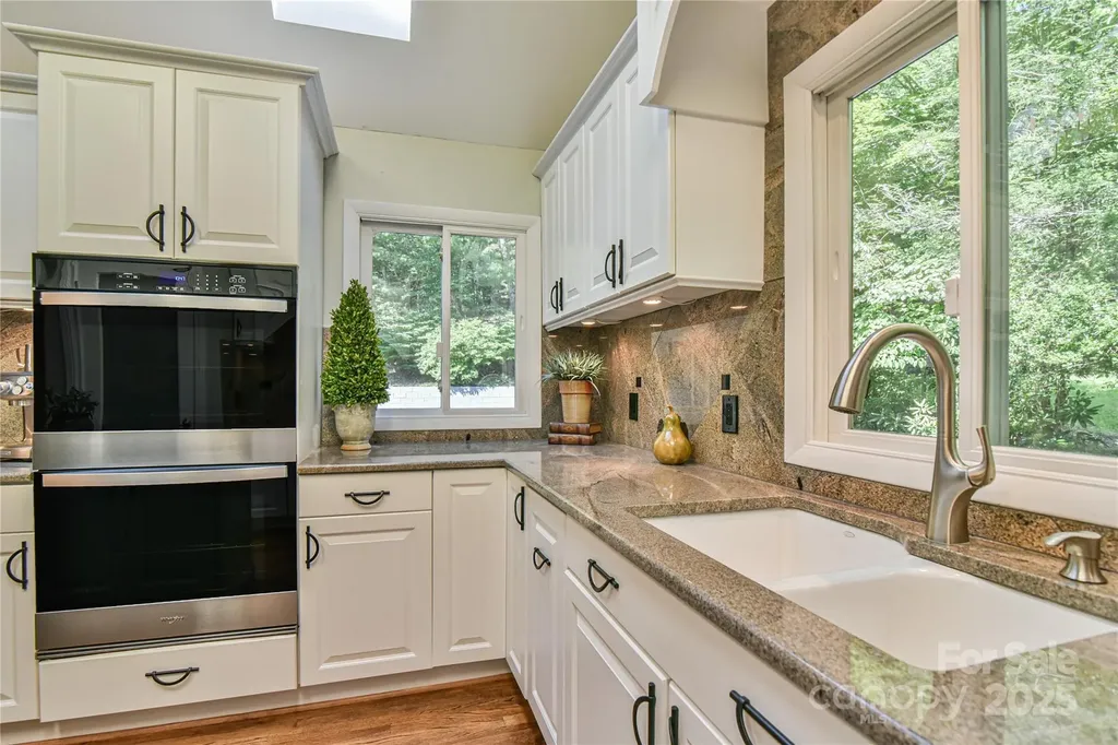 409 North Fork Road Black Mountain NC 28711