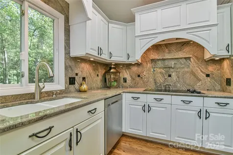409 North Fork Road Black Mountain NC 28711