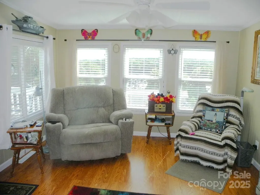 218 Cardinal Drive New London NC 28127