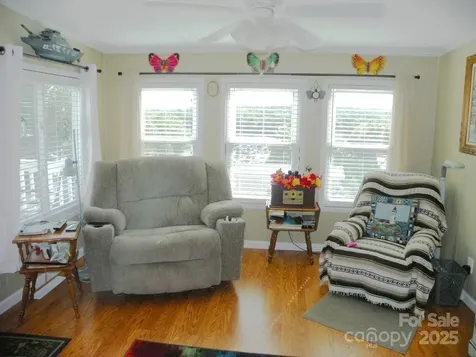218 Cardinal Drive New London NC 28127